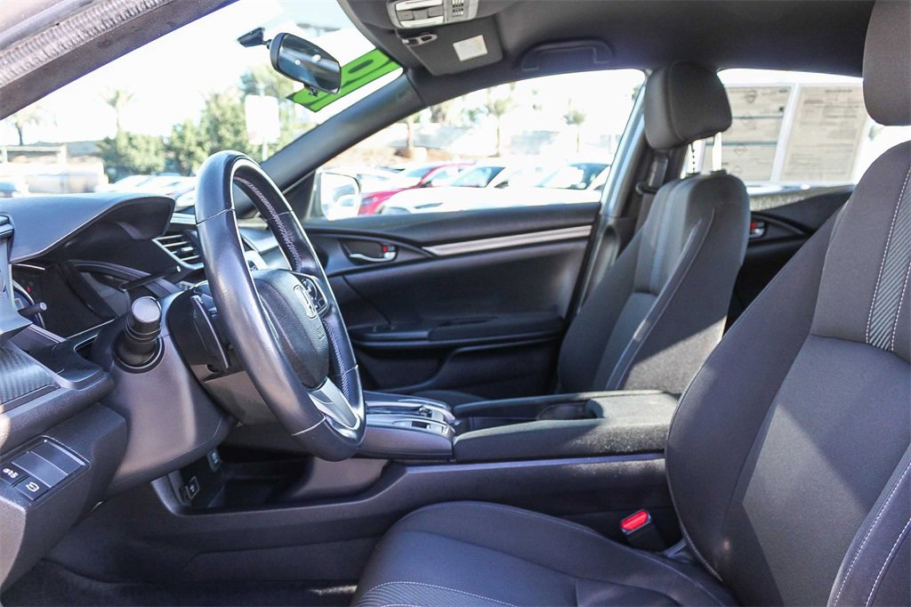 Used 2018 Honda Civic Sport image 22