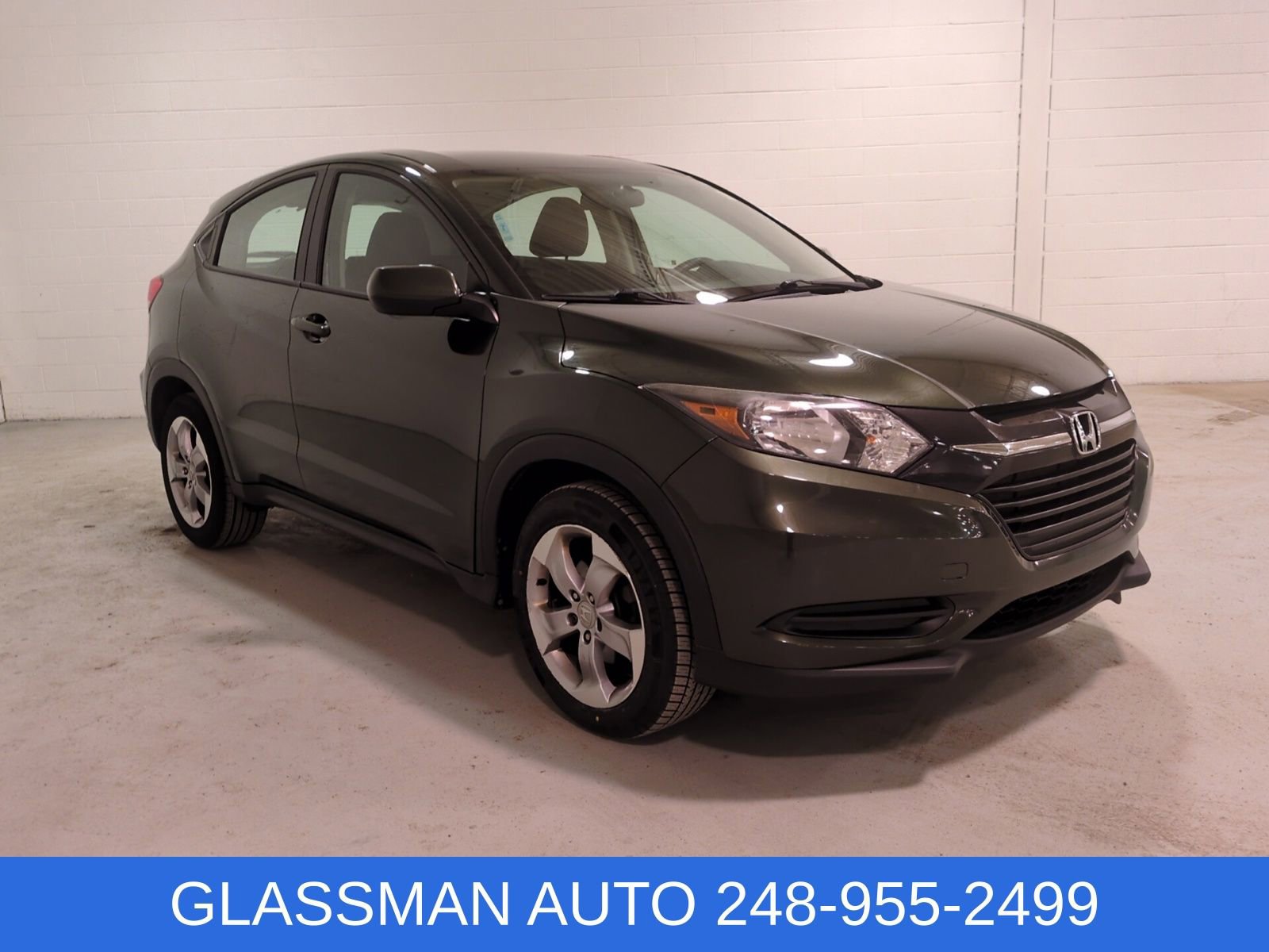 Used 2017 Honda HR-V LX image 1