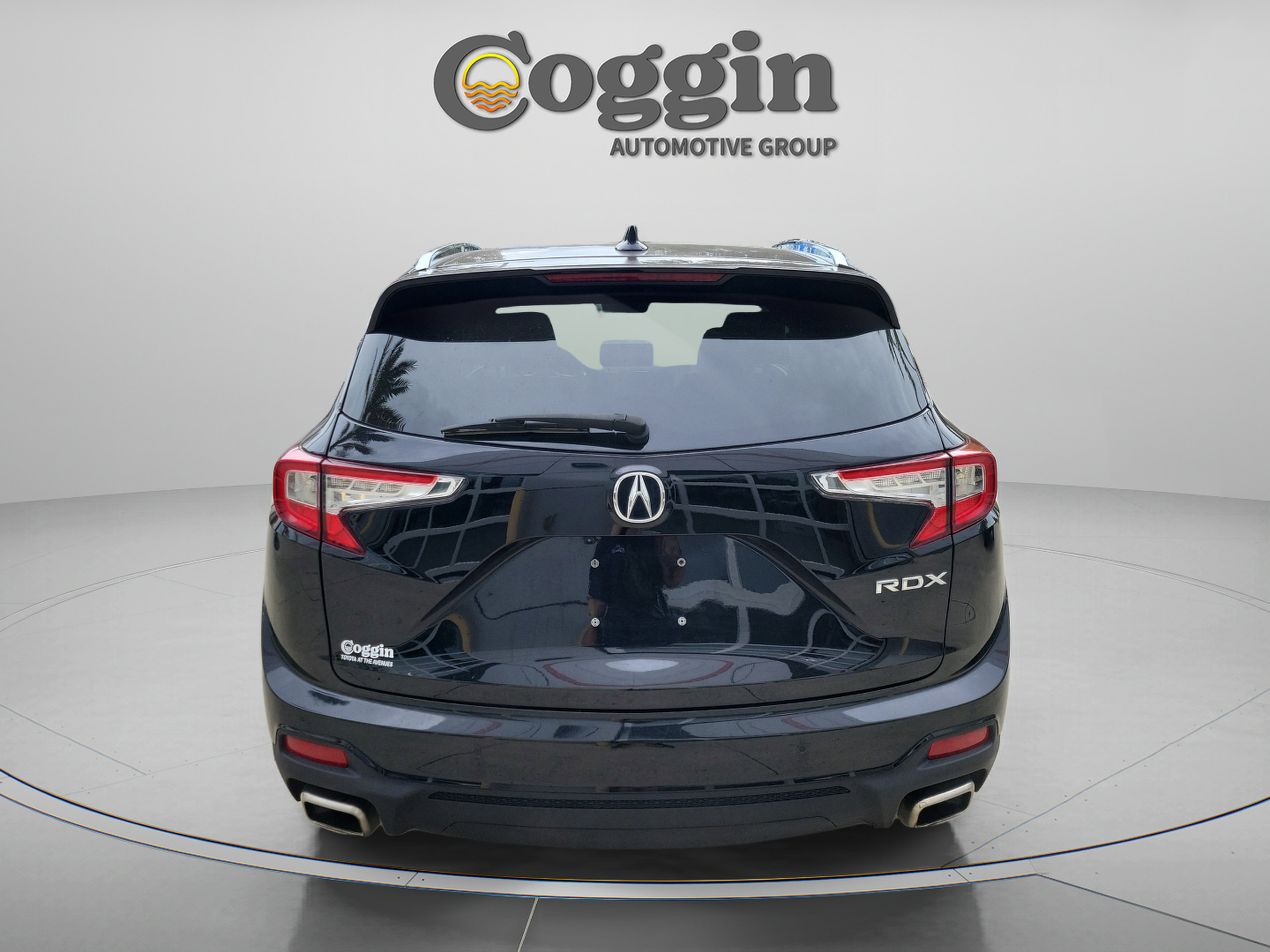 Used 2023 Acura RDX FWD w/ Technology Package image 3