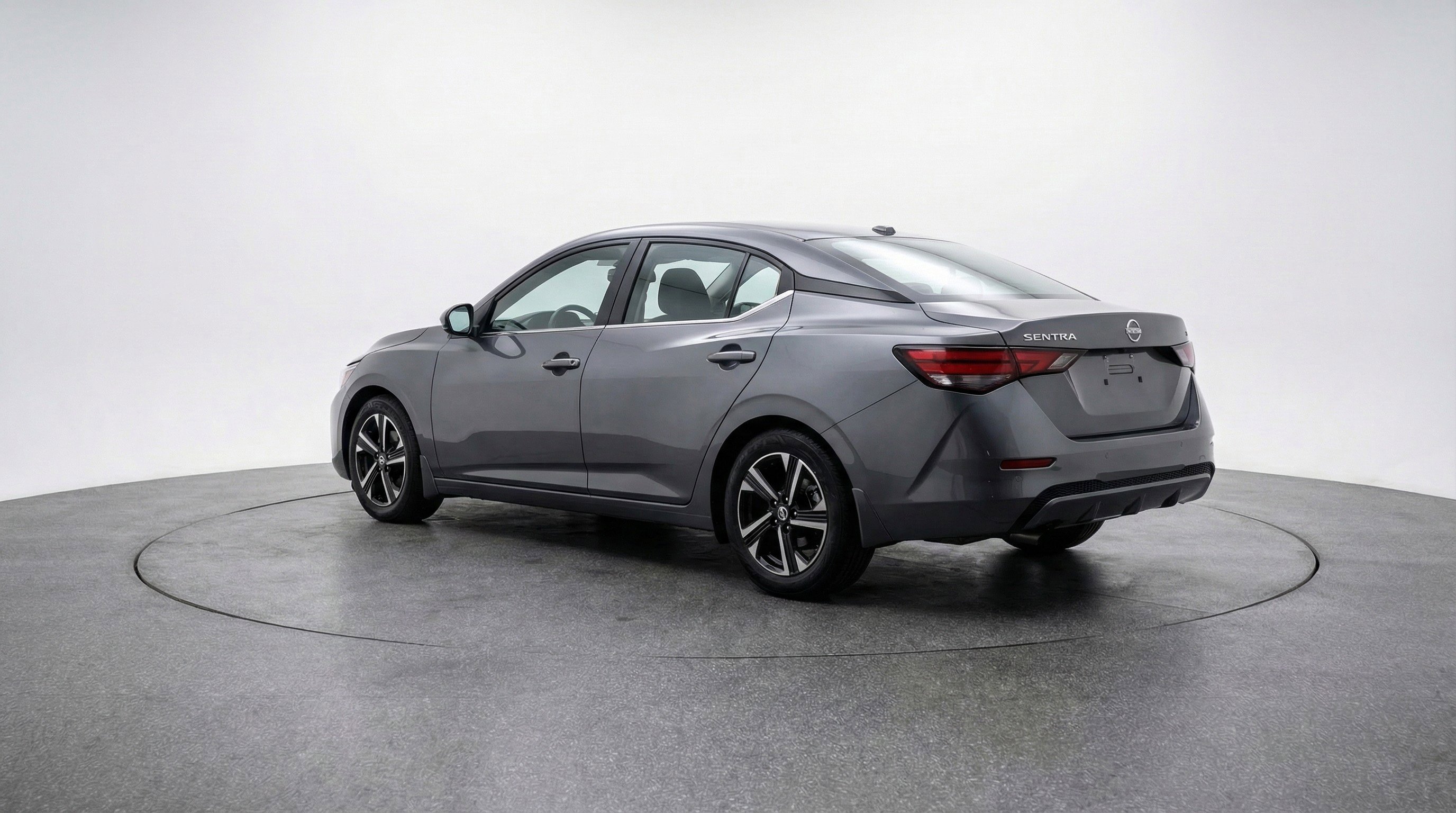 Used 2025 Nissan Sentra SV image 6