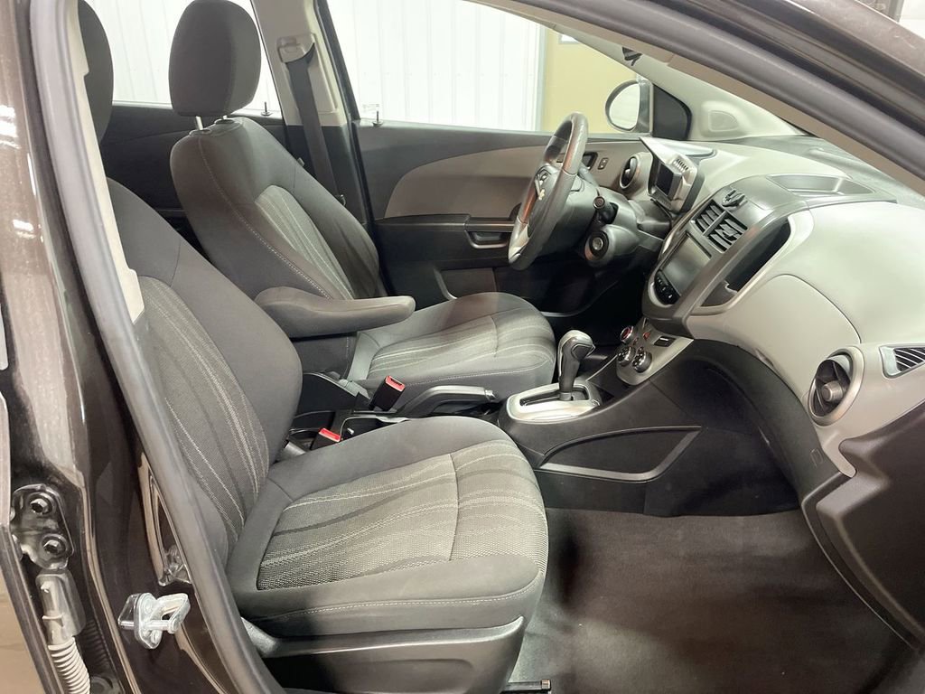 Used 2015 Chevrolet Sonic LT w/ Wheels and Fog Lamp Package FWD image 23