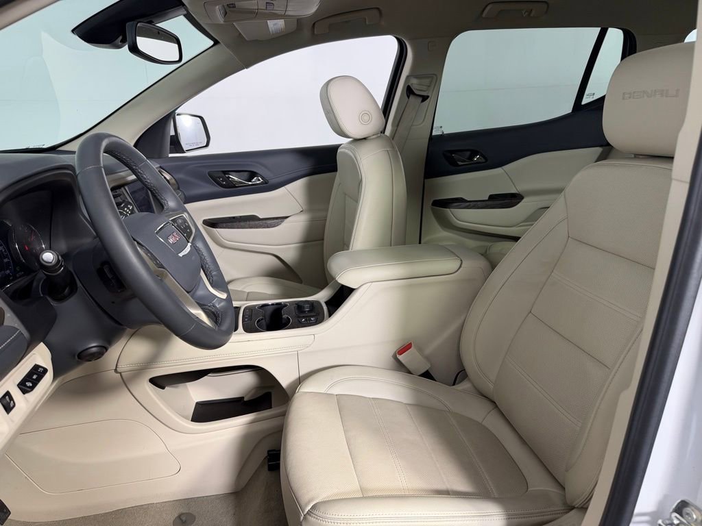 Used 2023 GMC Acadia Denali image 23