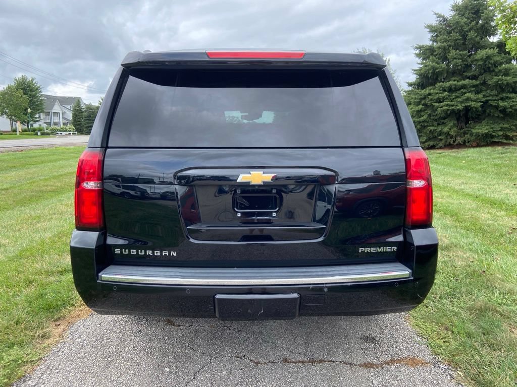 Used 2020 Chevrolet Suburban Premier AWD/4WD image 4