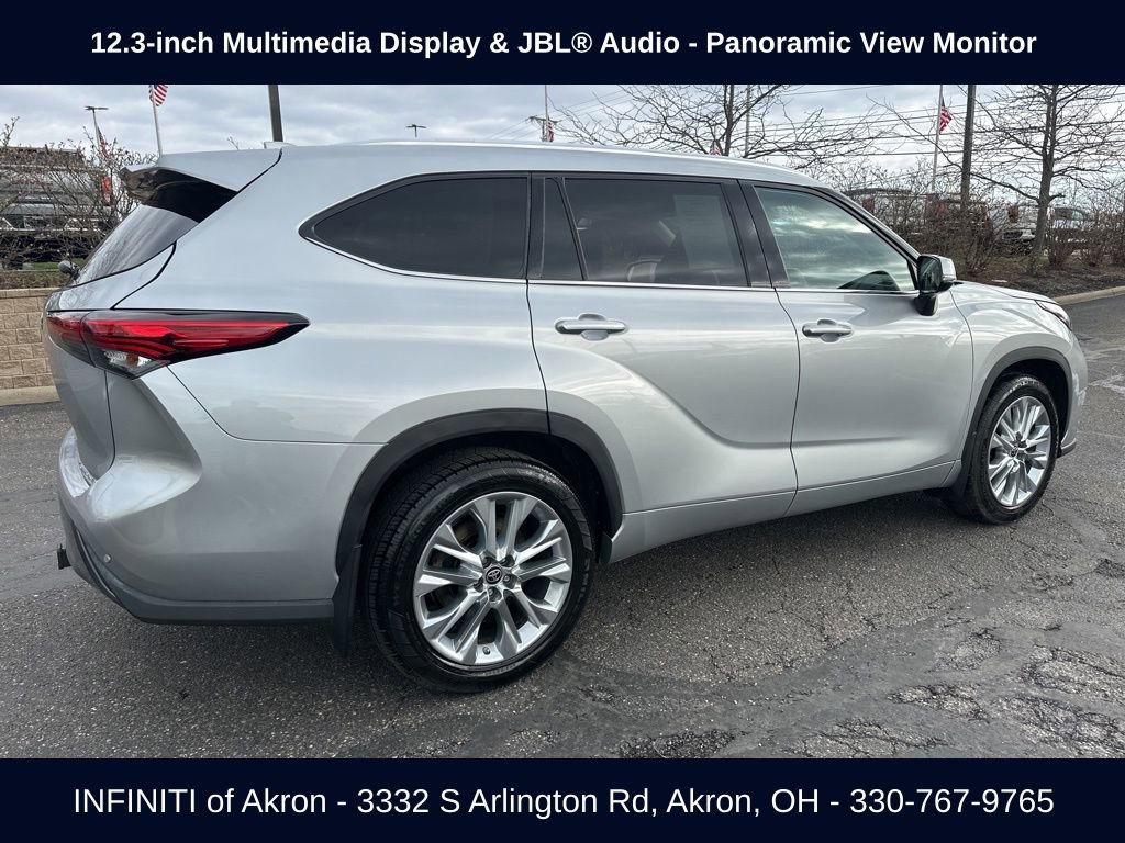 Used 2022 Toyota Highlander Limited AWD/4WD image 15