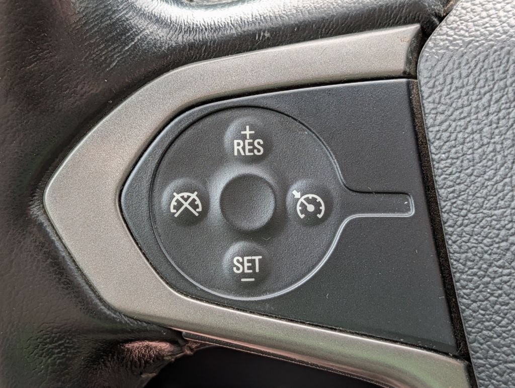 Used 2016 Chevrolet Colorado Z71 AWD/4WD image 41