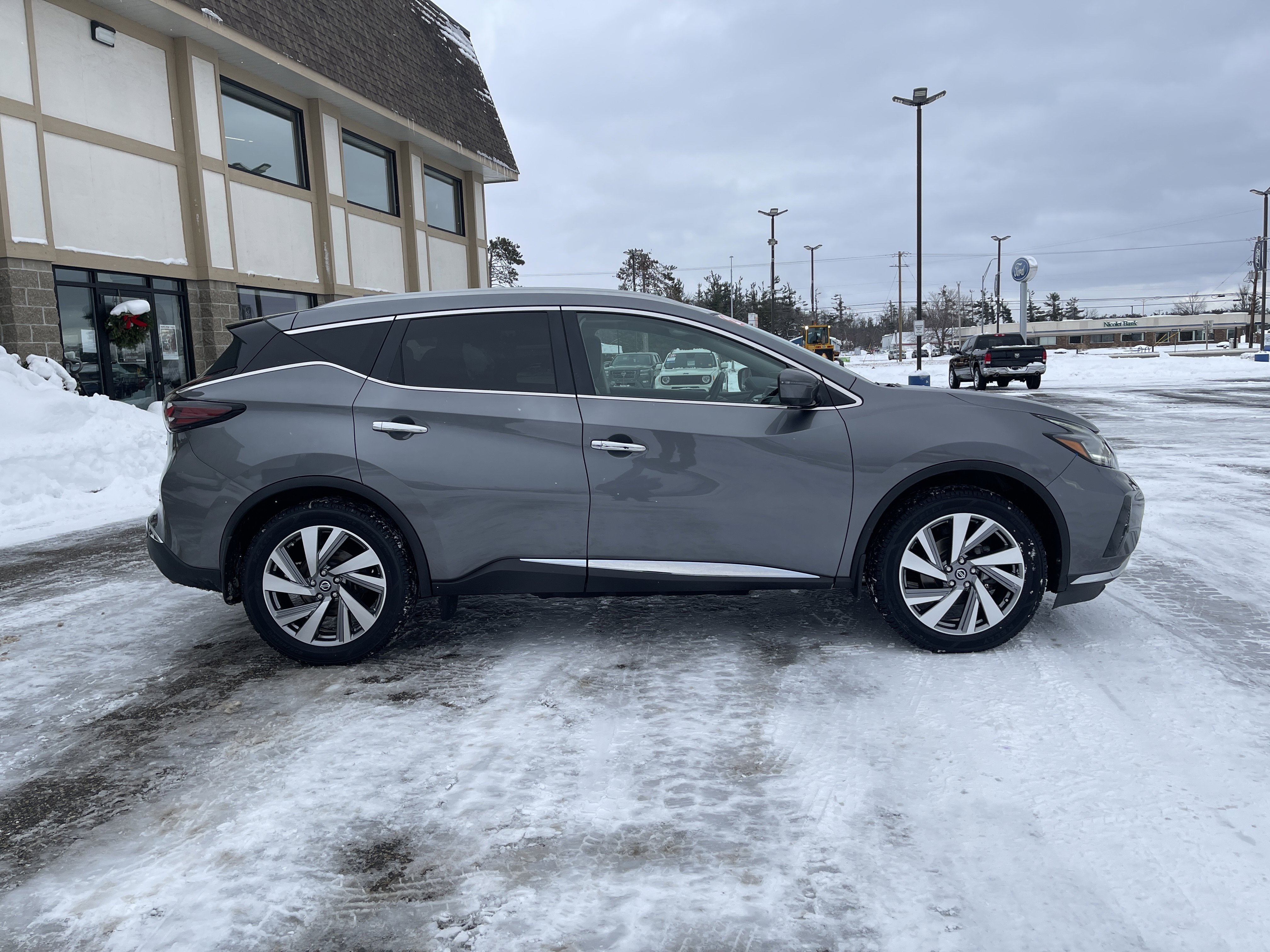Used 2021 Nissan Murano SL image 2