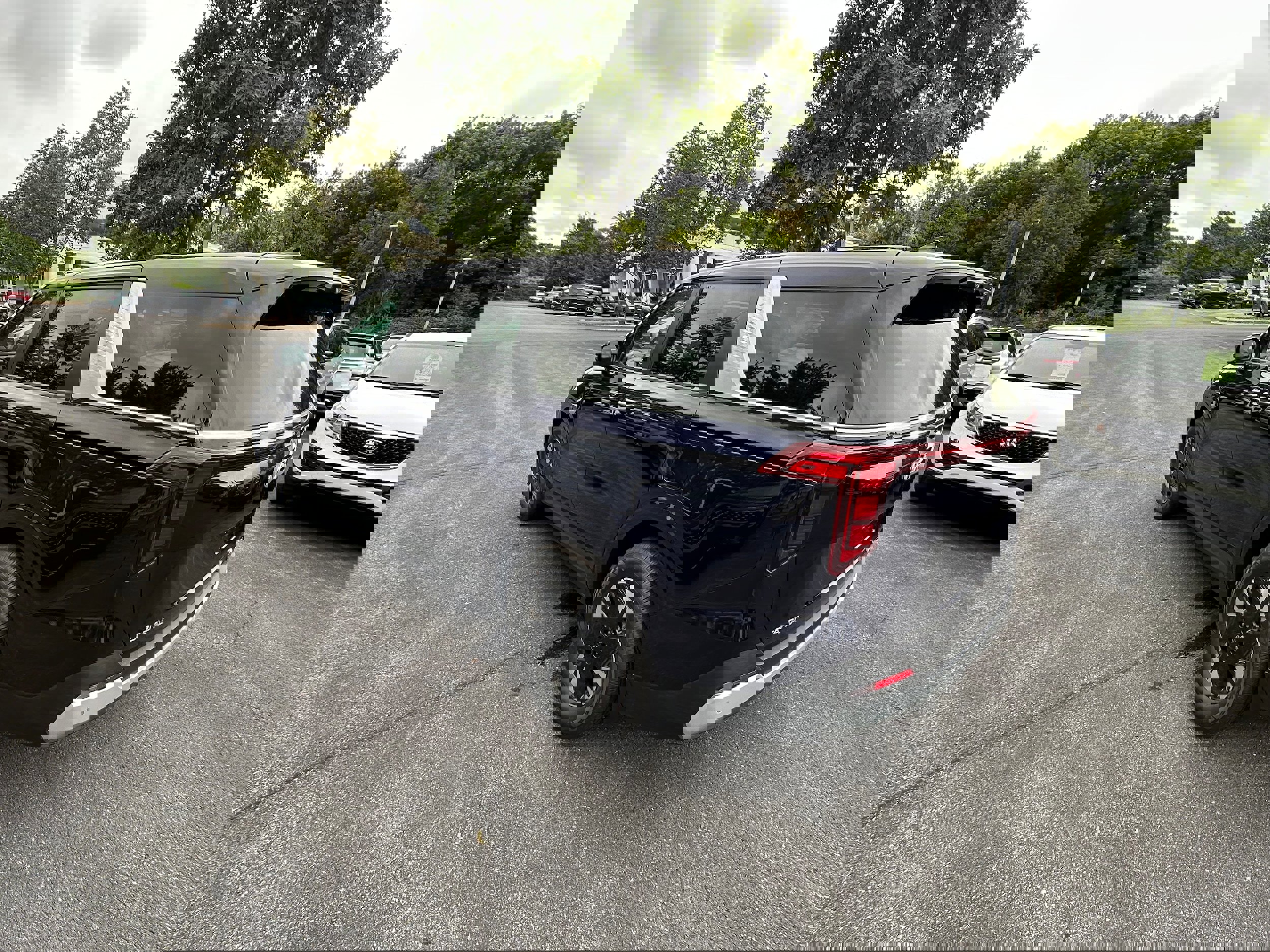 New 2026 Kia Carnival LXS image 7