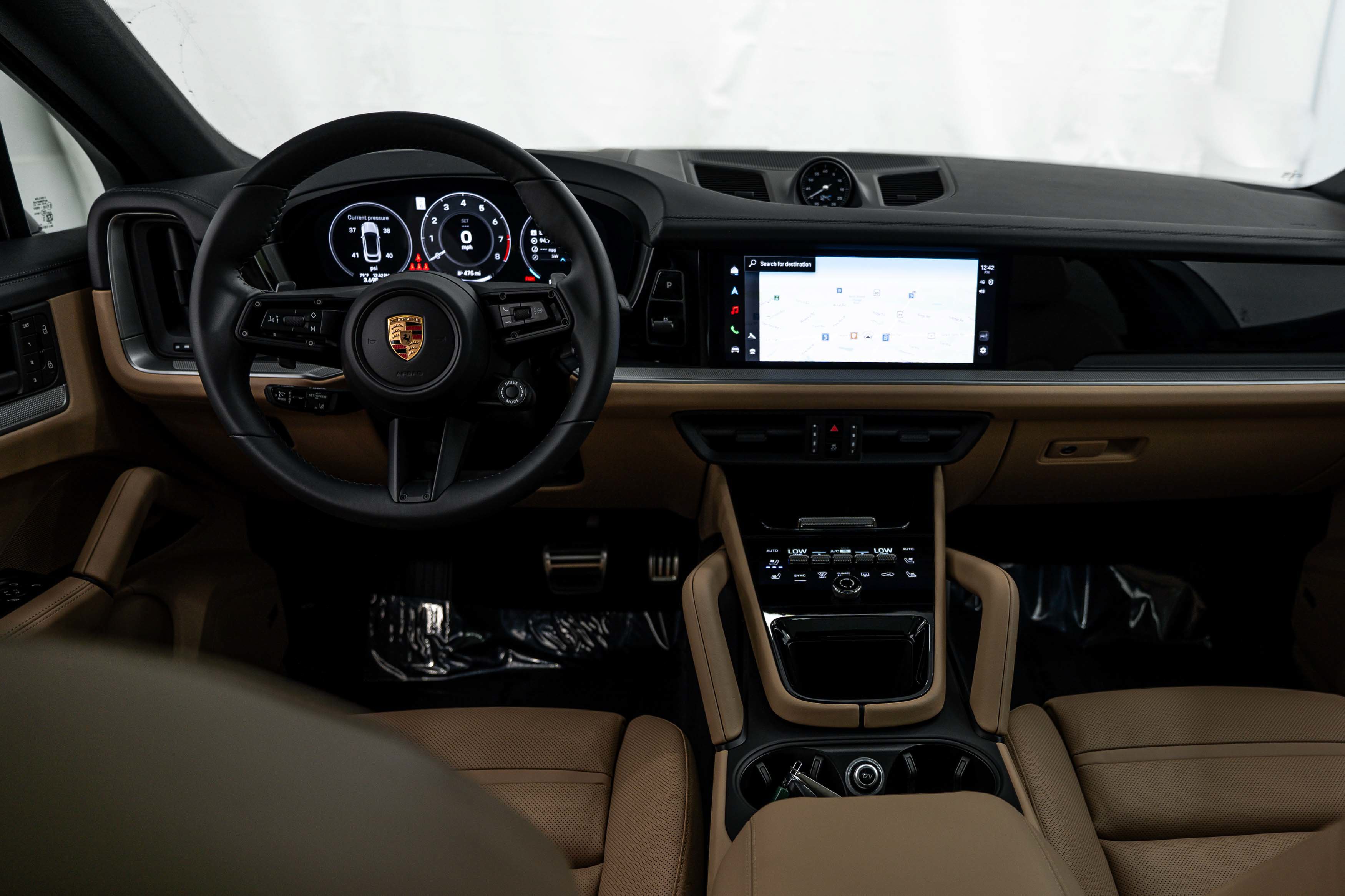 Certified 2026 Porsche Cayenne S AWD/4WD image 13