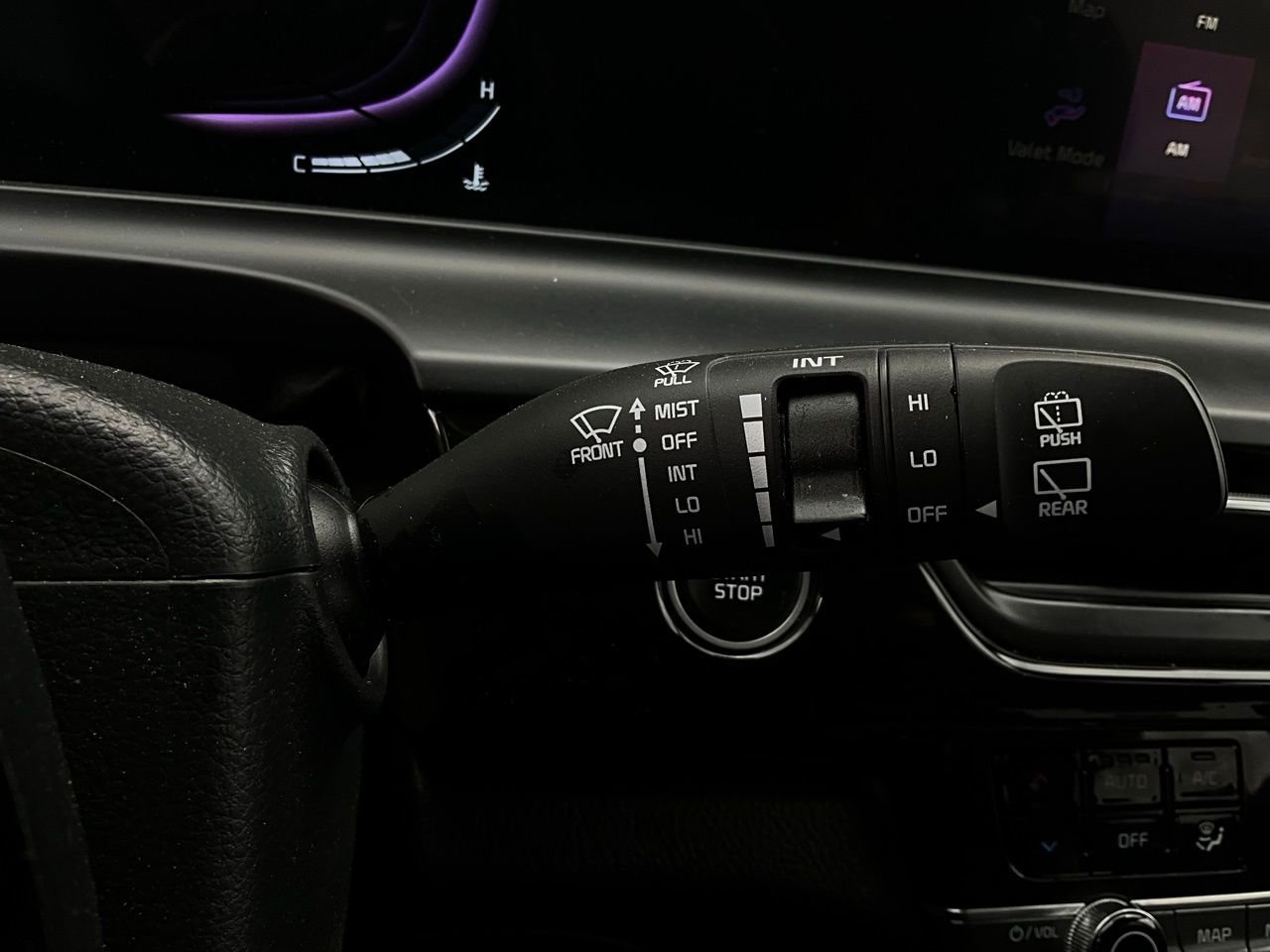 Used 2025 Kia Seltos S image 37