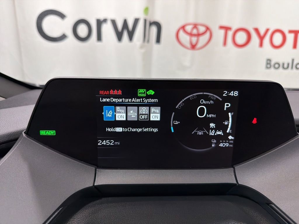 Used 2026 Toyota Prius Plug-In Hybrid FWD image 25