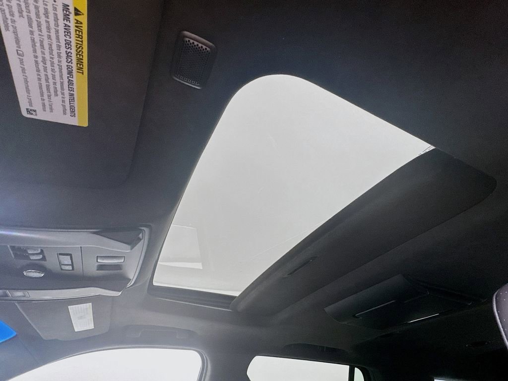 Used 2016 Cadillac Escalade Platinum image 23