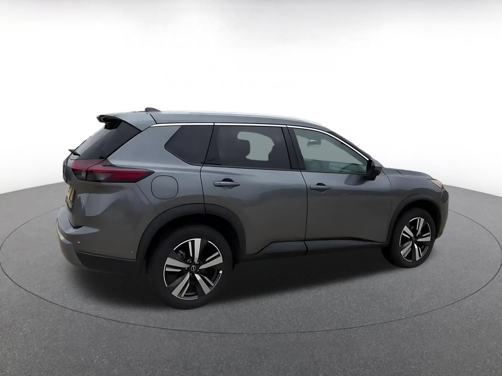 Used 2026 Nissan Rogue SL AWD/4WD image 14