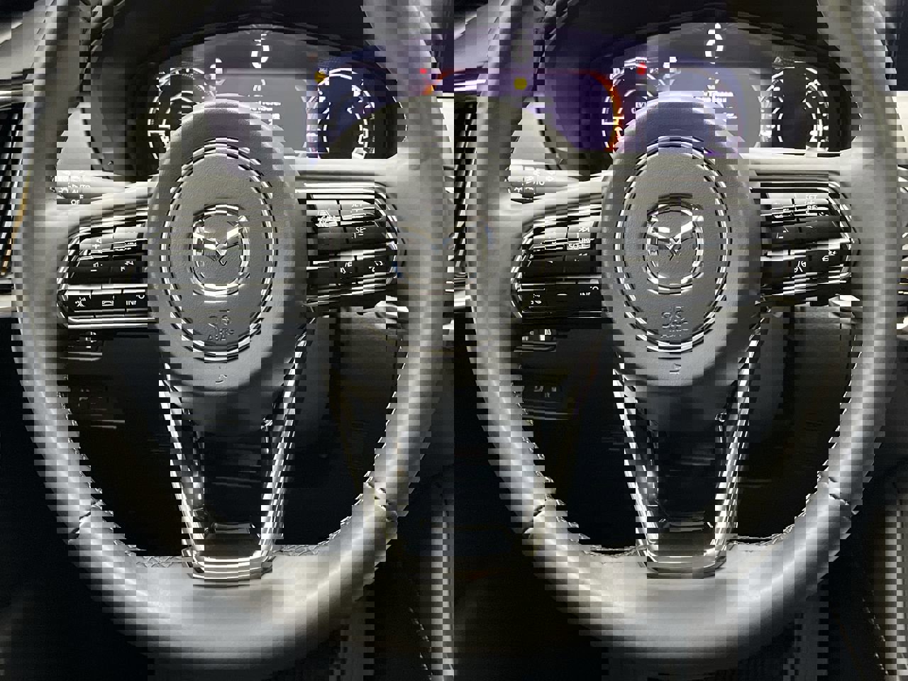 Certified 2025 MAZDA CX-70 Plug-In Hybrid w/ Premium Plus image 15