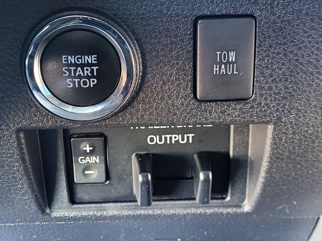 Used 2020 Toyota Tundra 1794 Edition image 31