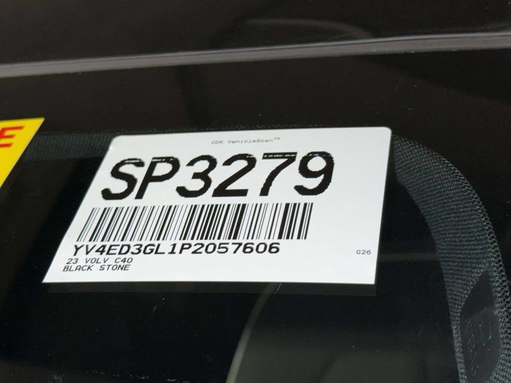Used 2023 Volvo C40 P8 Recharge Plus w/ Climate Package AWD/4WD image 6