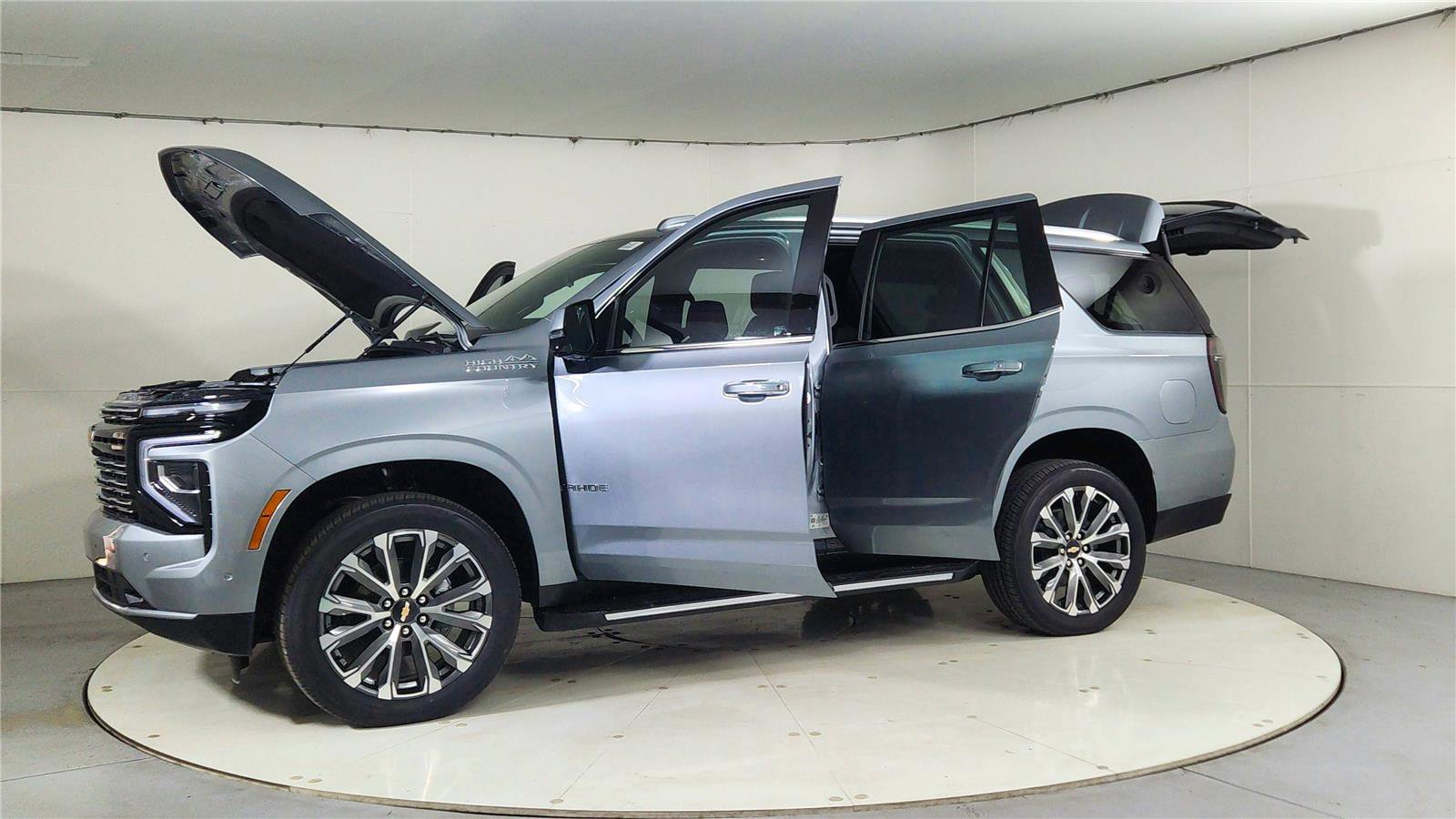 New 2026 Chevrolet Tahoe High Country w/ Sun And Tow Package image 10