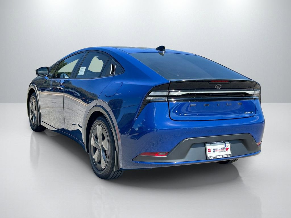 New 2026 Toyota Prius Plug-In Hybrid FWD image 7