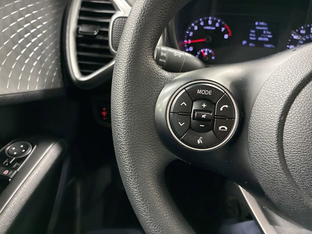Used 2022 Kia Soul LX image 22
