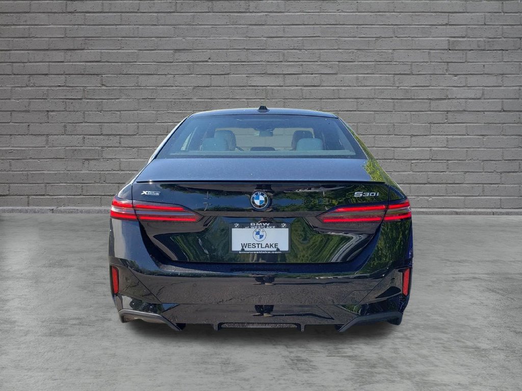 New 2027 BMW 530i xDrive w/ M Sport Package AWD/4WD image 5