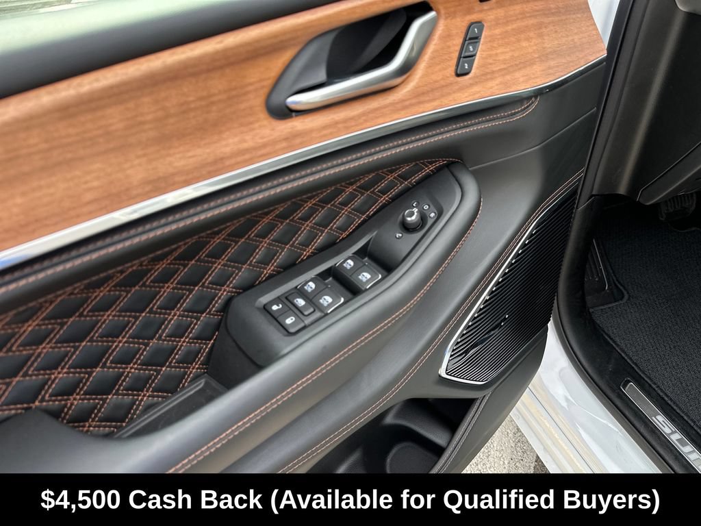 New 2026 Jeep Grand Cherokee Summit w/ Obsidian Package AWD/4WD image 17