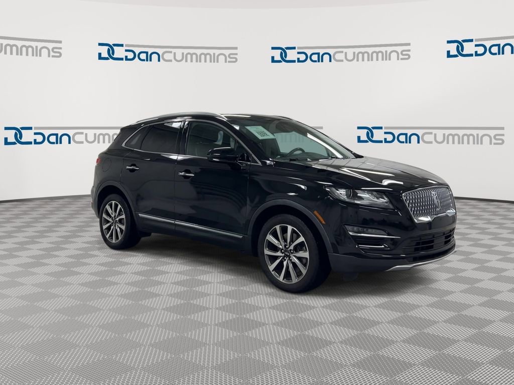 Used 2019 Lincoln MKC Reserve w/ MKC Climate Package image 2