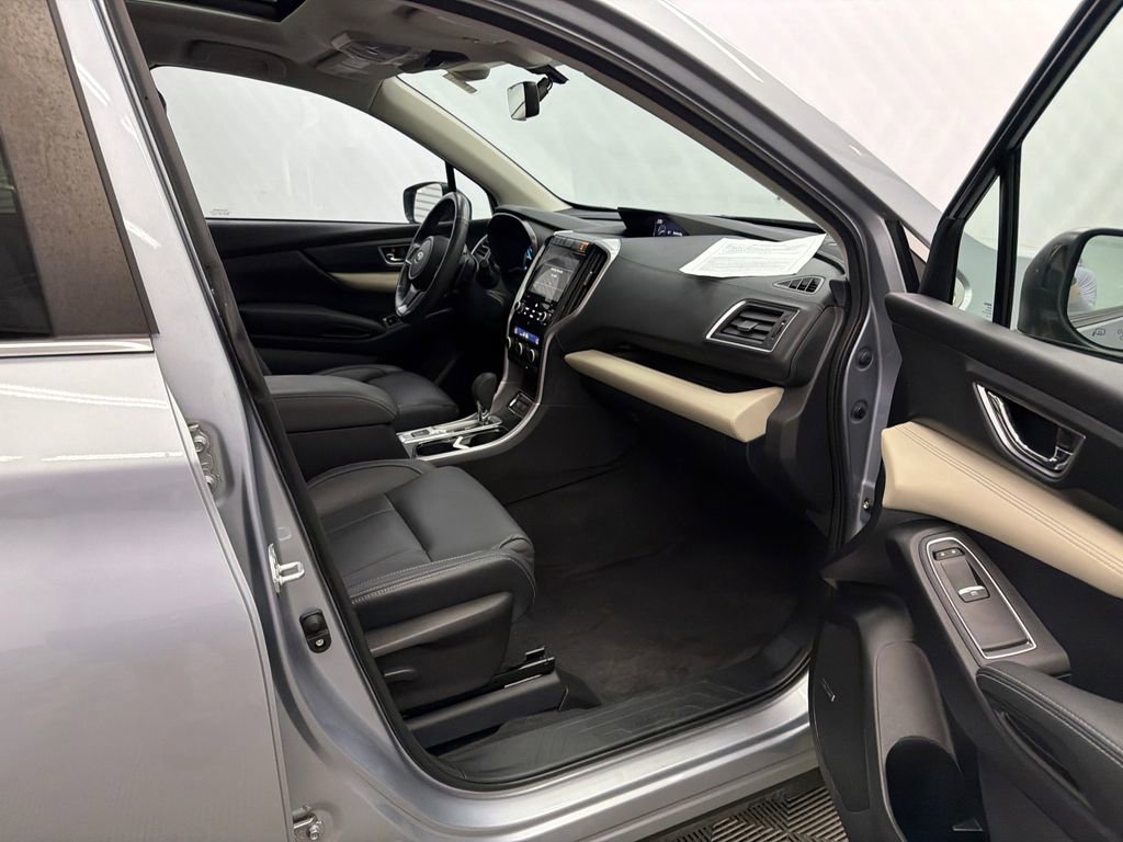 Used 2022 Subaru Ascent Limited w/ Technology Package AWD/4WD image 15