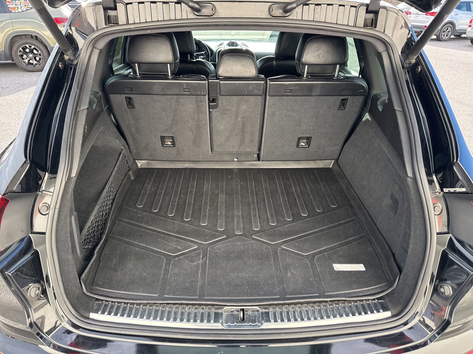 Used 2017 Porsche Cayenne image 12