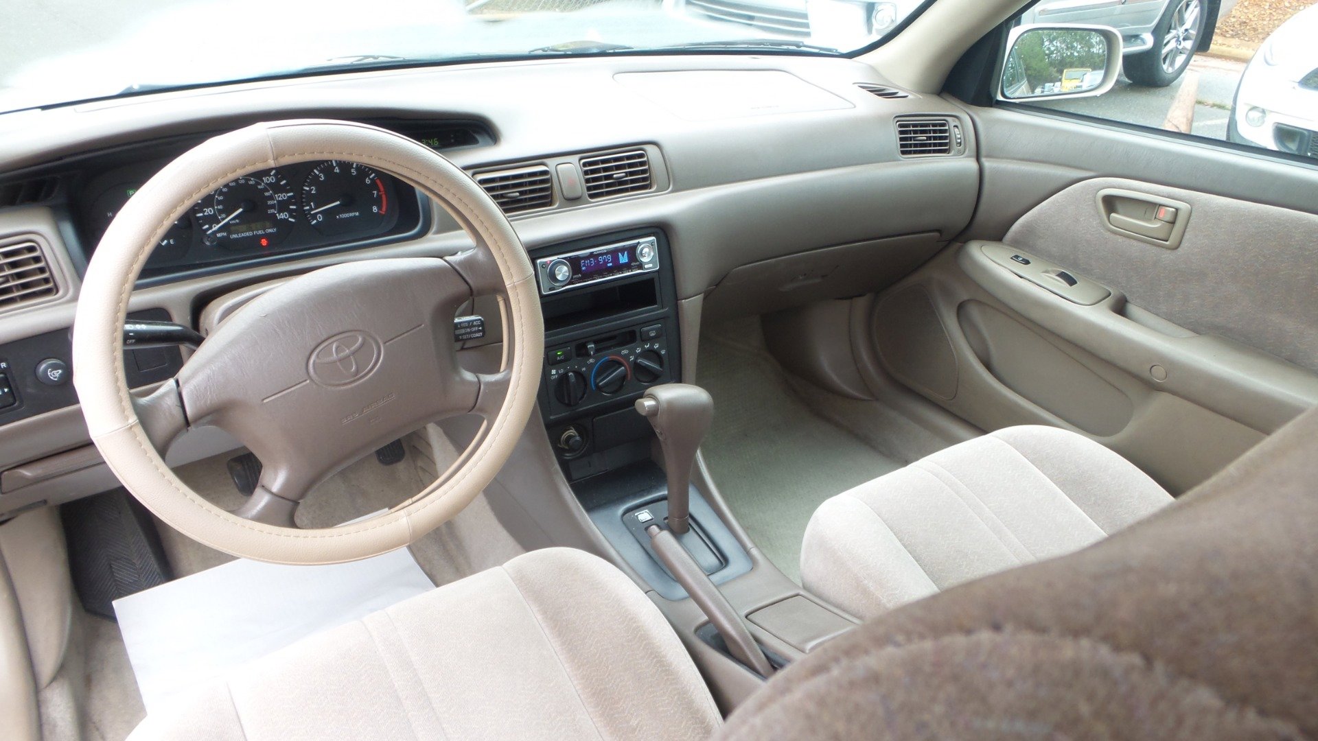 Used 1998 Toyota Camry LE FWD image 26