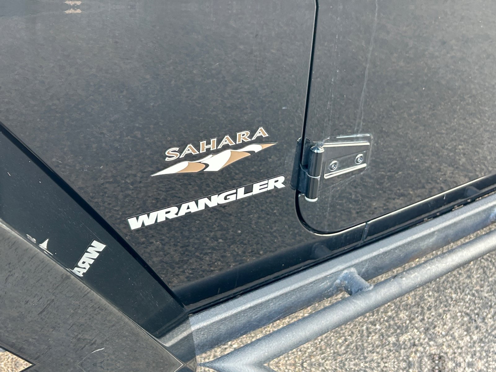 Used 2016 Jeep Wrangler Sahara w/ Connectivity Group AWD/4WD image 24