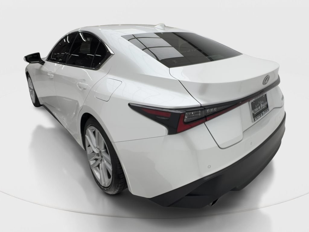 Used 2023 Lexus IS 300 w/ Comfort Package RWD image 10