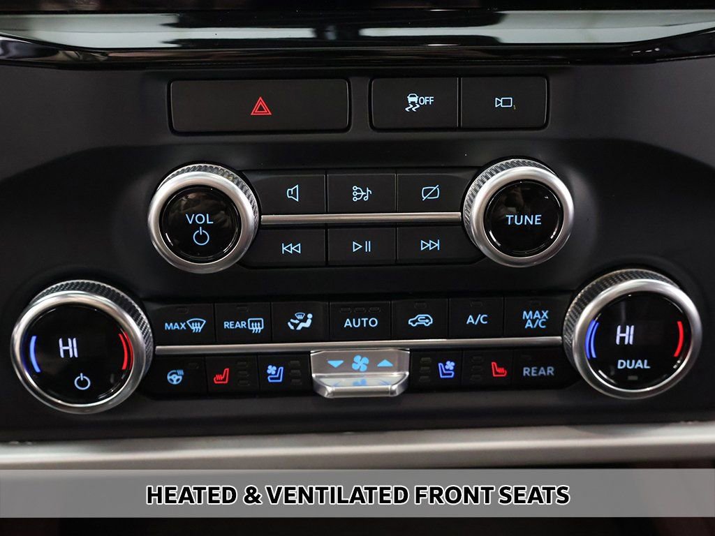 Used 2023 Ford Expedition Max Limited image 9