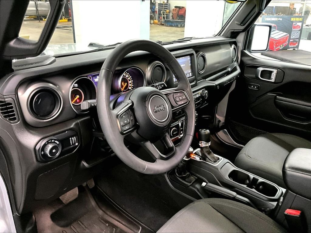 Used 2023 Jeep Wrangler Sport AWD/4WD image 8