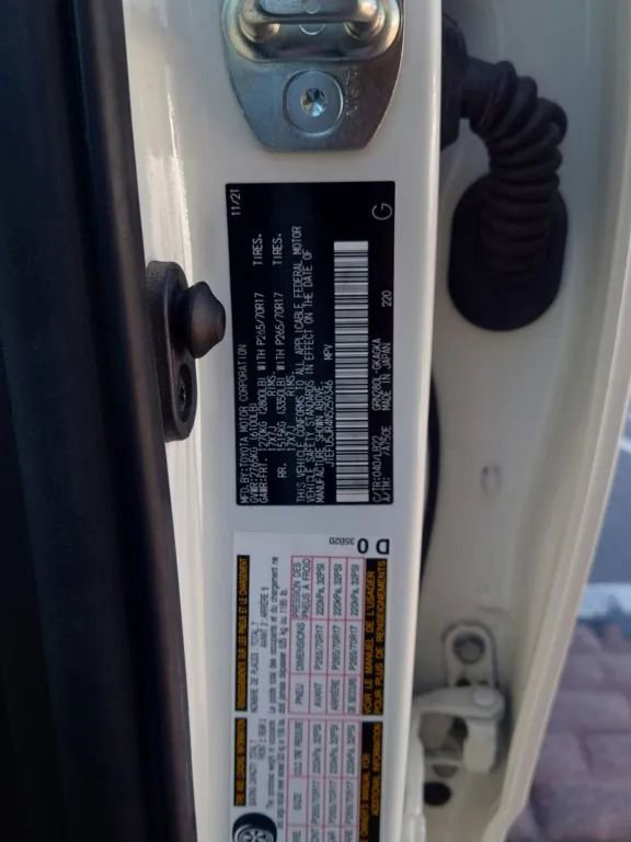 Used 2022 Toyota 4Runner SR5 Premium image 25