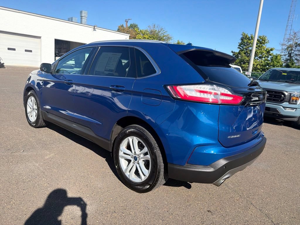 Used 2020 Ford Edge SEL w/ Convenience Package FWD image 4