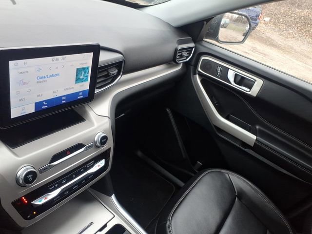 Certified 2023 Ford Explorer XLT w/ Equipment Group 202A image 23
