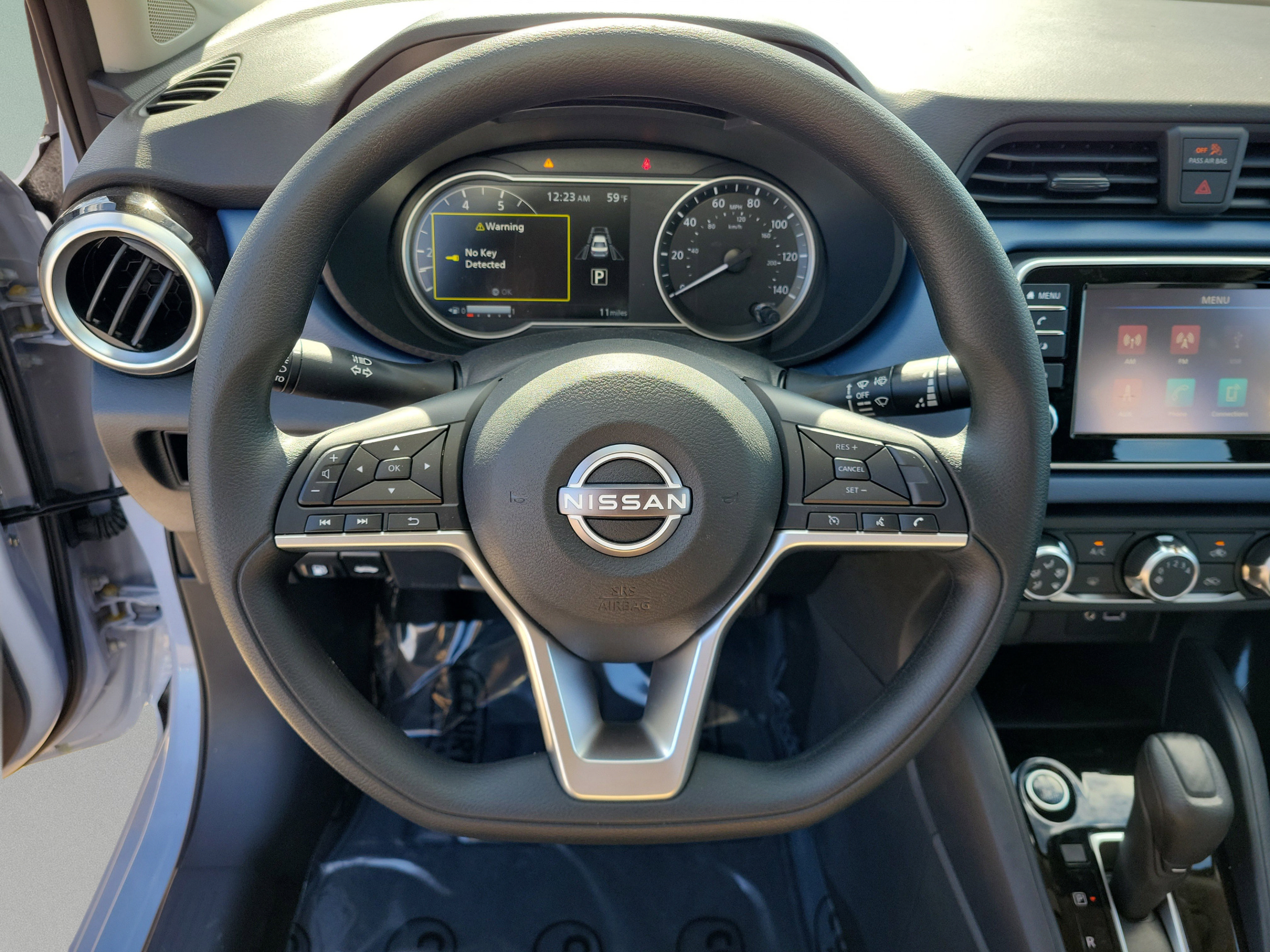 New 2025 Nissan Versa SV w/ Trunk Package FWD image 20