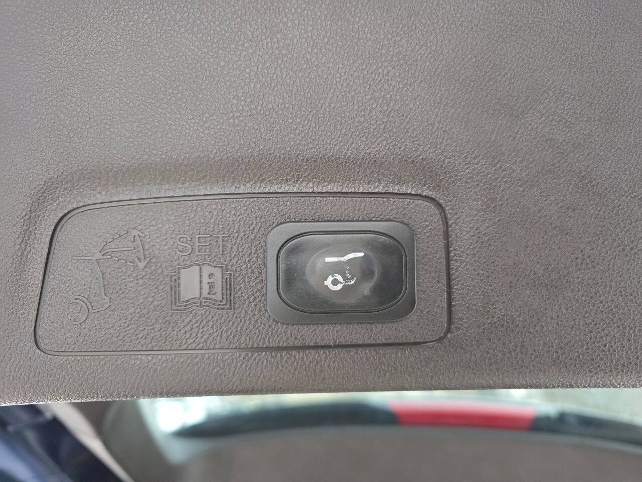 Used 2017 Lincoln MKC Reserve AWD/4WD image 20