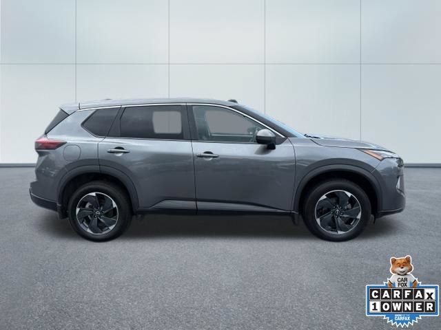 Used 2024 Nissan Rogue SV AWD/4WD image 10