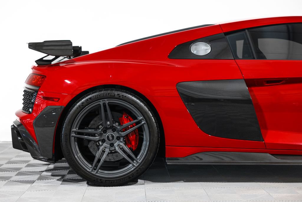 Used 2023 Audi R8 V10 GT RWD image 2