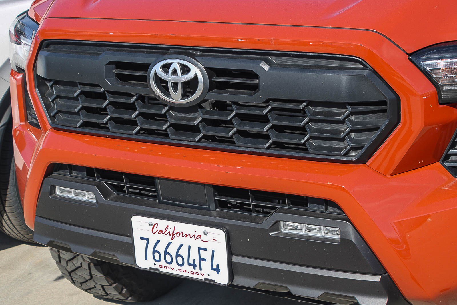 Used 2025 Toyota Tacoma TRD Off-Road image 6