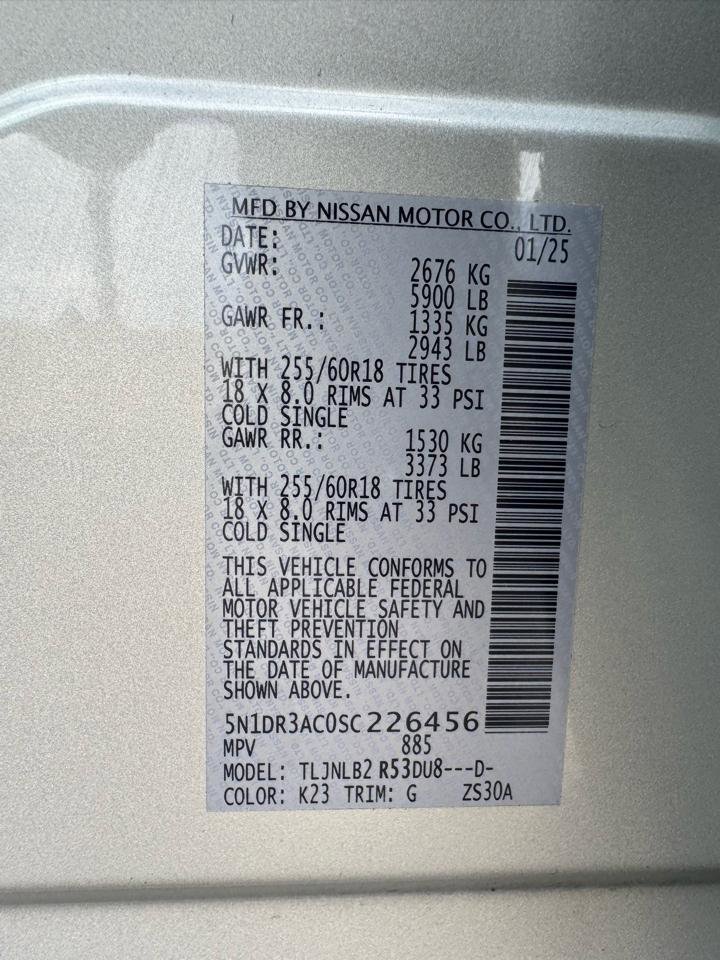 Used 2025 Nissan Pathfinder S image 24