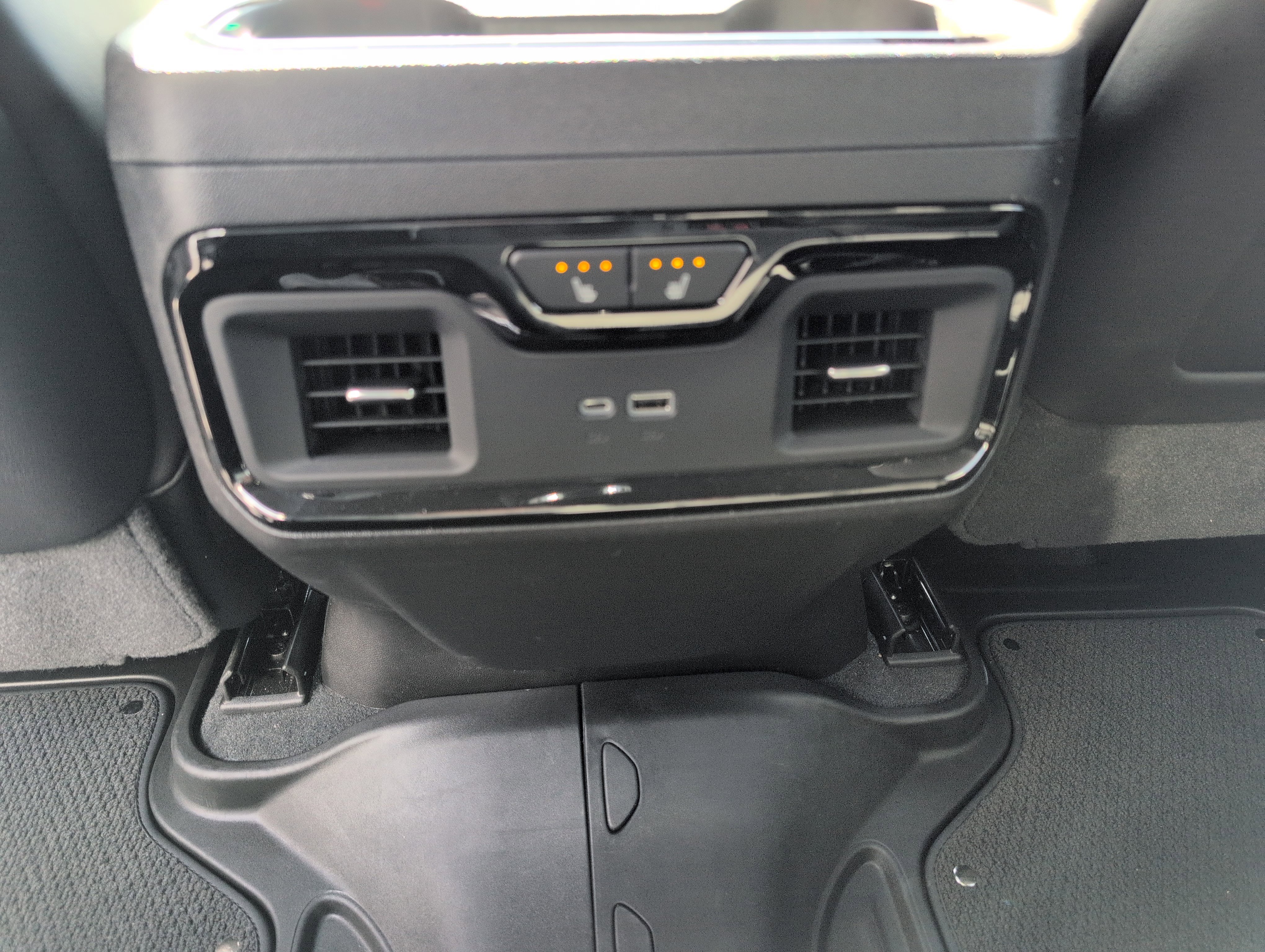 Used 2025 GMC Sierra 1500 AT4X image 33