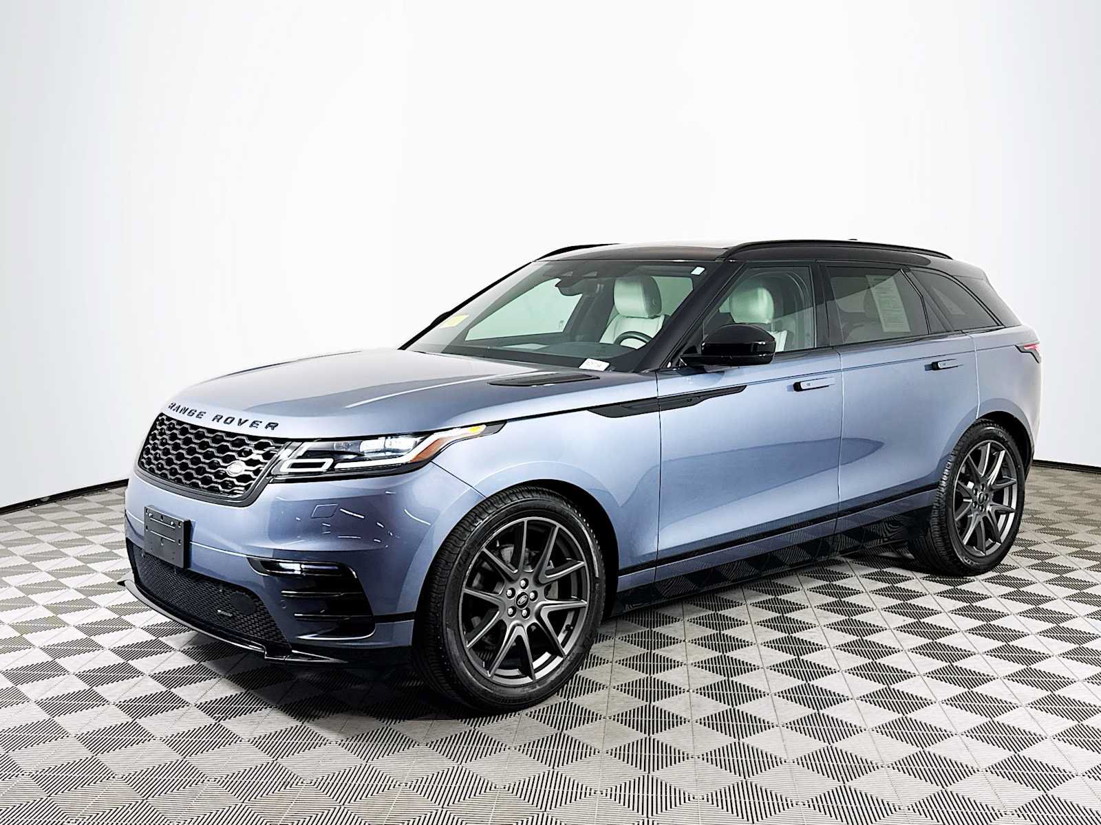 Used 2023 Land Rover Range Rover Velar R-Dynamic S AWD/4WD video 1