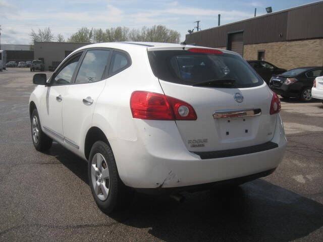 Used 2014 Nissan Rogue S AWD/4WD image 7