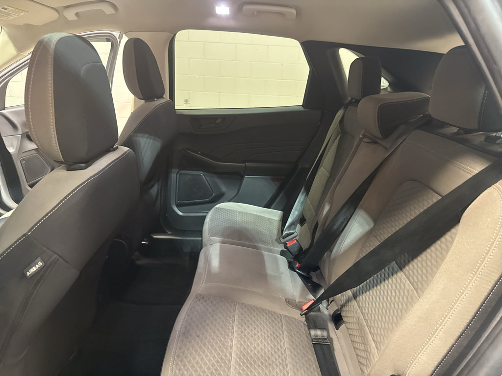 Used 2022 Ford Escape SE w/ Convenience Package FWD image 28