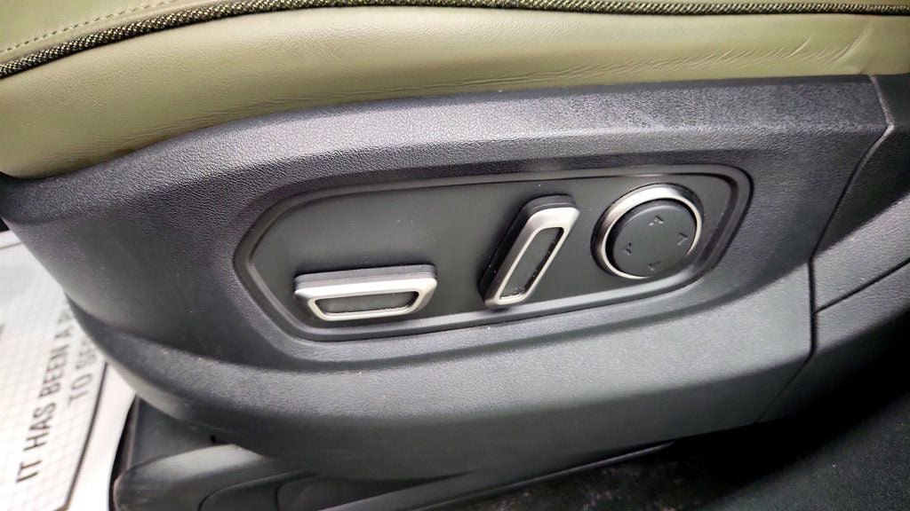 Used 2024 Rivian R1S Adventure AWD/4WD image 17