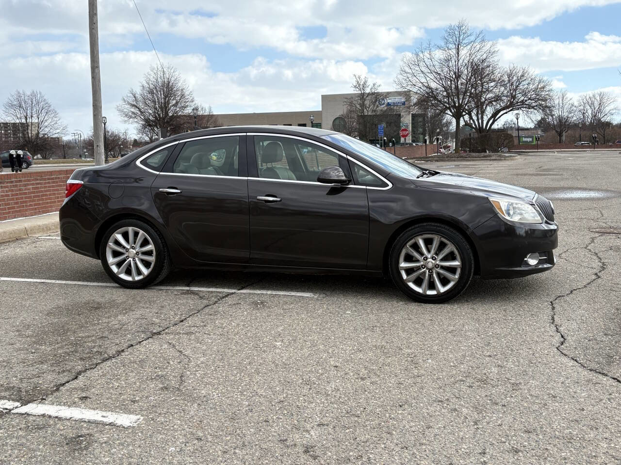 Used 2013 Buick Verano image 31