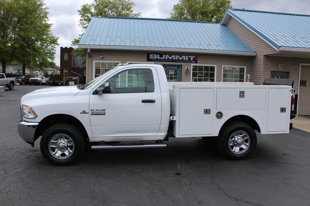 Used 2018 RAM 3500 Tradesman w/ Chrome Appearance Group AWD/4WD image 2