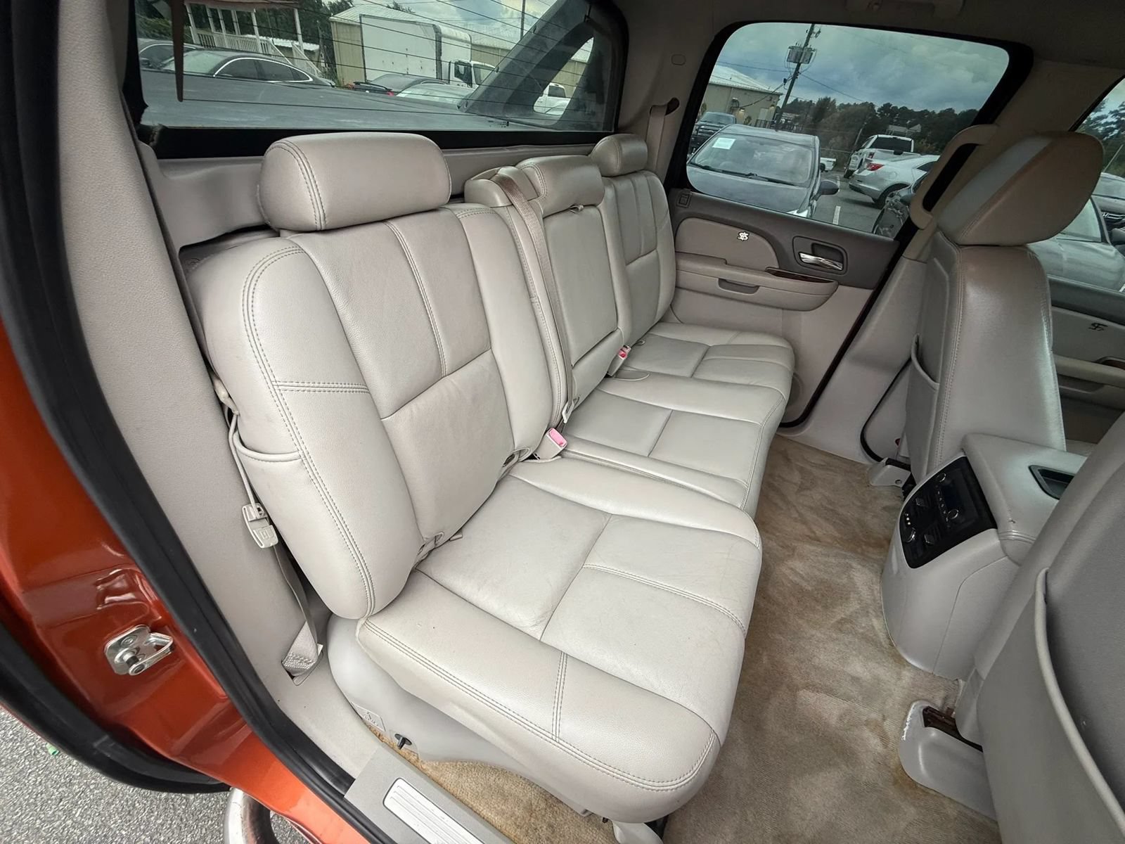 Used 2007 Chevrolet Avalanche LTZ w/ LTZ Preferred Equipment Group RWD image 23