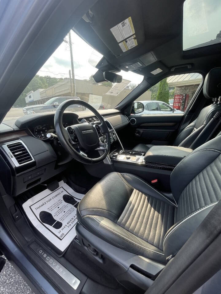 Used 2019 Land Rover Discovery HSE AWD/4WD image 15